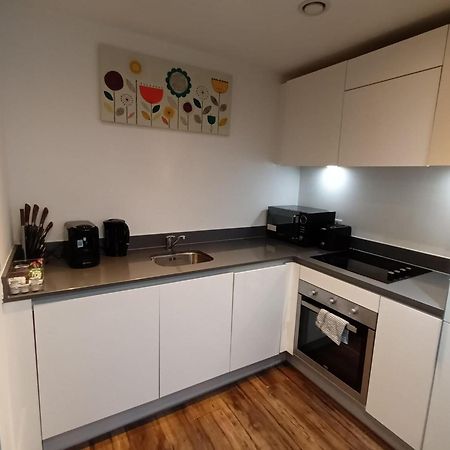 Kcs Broad Street Apartment Бірмінгем Екстер'єр фото
