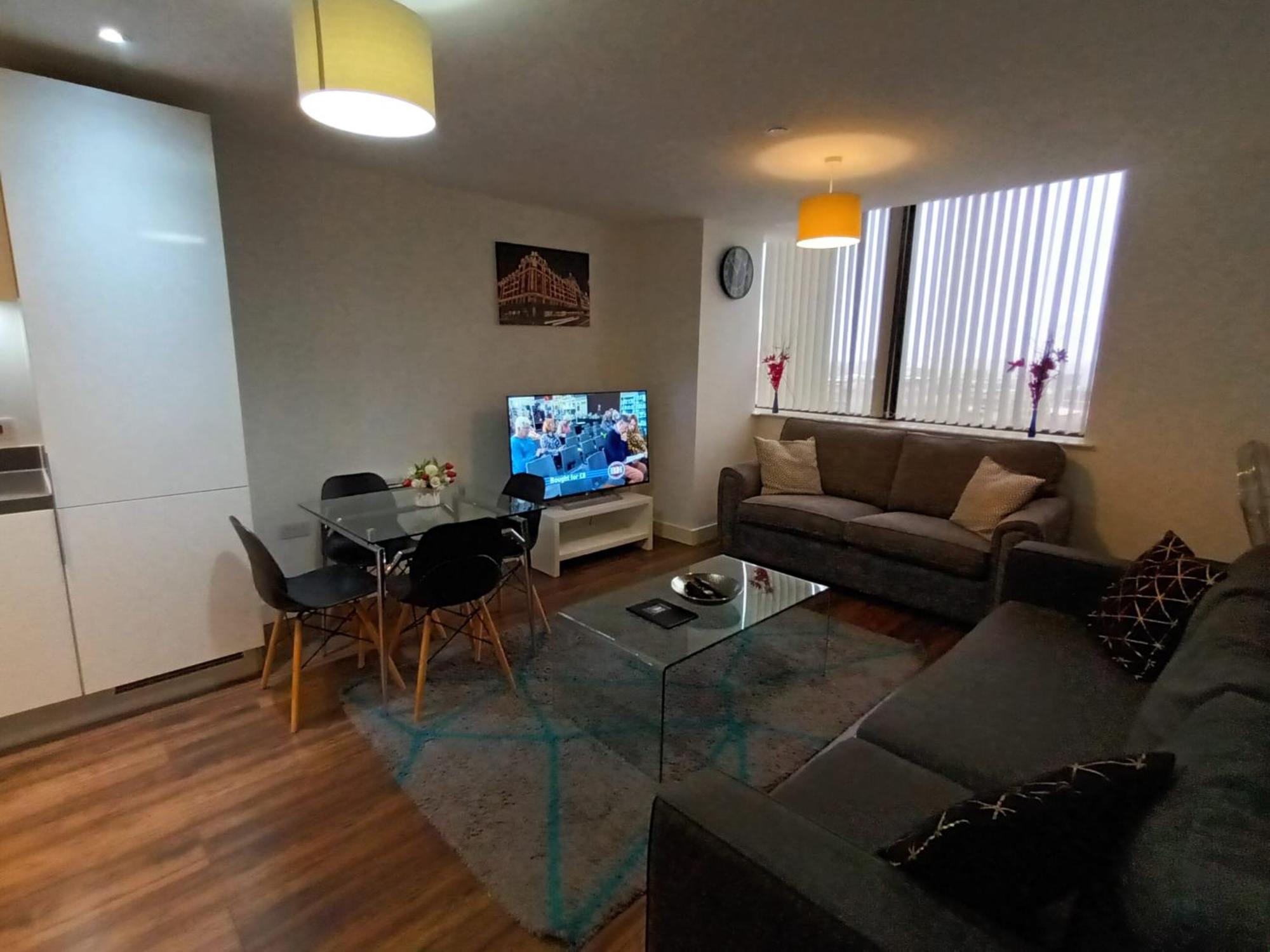 Kcs Broad Street Apartment Бірмінгем Екстер'єр фото